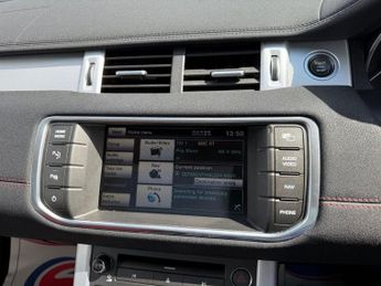 LAND ROVER RANGE ROVER EVOQUE 2.2 SD4 Dynamic SUV 5dr Diesel Auto 4WD Euro 5 (190 ps)