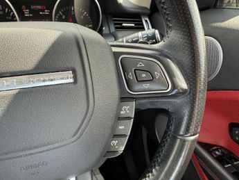 LAND ROVER RANGE ROVER EVOQUE 2.2 SD4 Dynamic SUV 5dr Diesel Auto 4WD Euro 5 (190 ps)