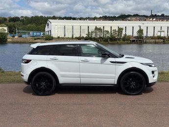 LAND ROVER RANGE ROVER EVOQUE 2.2 SD4 Dynamic SUV 5dr Diesel Auto 4WD Euro 5 (190 ps)
