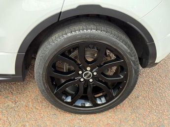 LAND ROVER RANGE ROVER EVOQUE 2.2 SD4 Dynamic SUV 5dr Diesel Auto 4WD Euro 5 (190 ps)