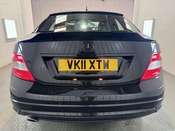 MERCEDES-BENZ C-CLASS 2.1 C220 CDI BlueEfficiency Sport Saloon 4dr Diesel Auto Euro 5 