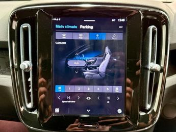 VOLVO XC40 Recharge 69kWh Core SUV 5dr Electric Auto (231 ps)