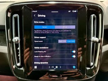 VOLVO XC40 Recharge 69kWh Core SUV 5dr Electric Auto (231 ps)