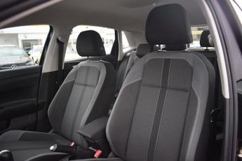 VOLKSWAGEN POLO 1.0 TSI SEL Hatchback 5dr Petrol DSG Euro 6 (s/s) (95 ps)