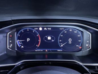 VOLKSWAGEN POLO 1.0 TSI R-Line Hatchback 5dr Petrol DSG Euro 6 (s/s) (110 ps)