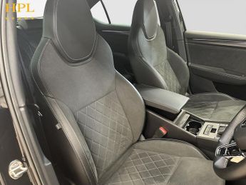 SKODA SUPERB 1.5 TSI ACT SportLine Plus Hatchback 5dr Petrol DSG Euro 6 (s/s)