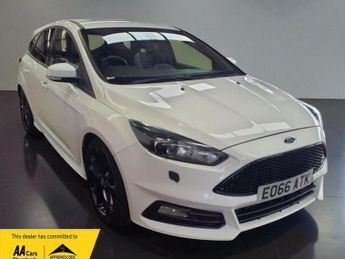 Ford Focus 2.0T EcoBoost ST-3 Hatchback 5dr Petrol Manual Euro 6 (s/s) (250