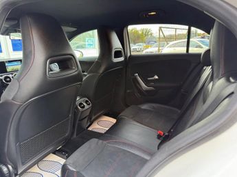 MERCEDES-BENZ A-CLASS 1.5 A180d AMG Line Hatchback 5dr Diesel 7G-DCT Euro 6 (s/s) (116