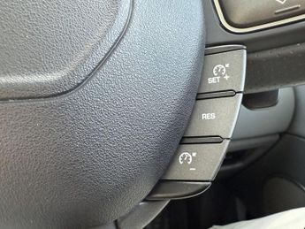 LAND ROVER RANGE ROVER EVOQUE 2.0 TD4 HSE Dynamic Lux SUV 5dr Diesel Auto 4WD Euro 6 (s/s) (18