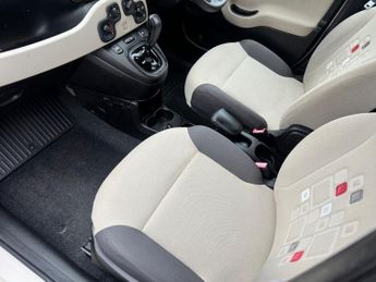 FIAT PANDA 0.9 TwinAir Lounge Hatchback 5dr Petrol Dualogic Euro 6 (s/s) (8