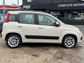 FIAT PANDA 0.9 TwinAir Lounge Hatchback 5dr Petrol Dualogic Euro 6 (s/s) (8