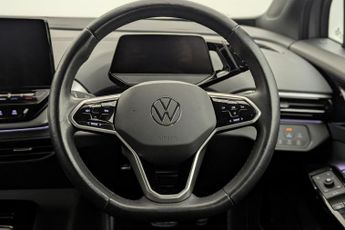 VOLKSWAGEN ID.4 Pure 52kWh Life SUV 5dr Electric Auto (148 ps)