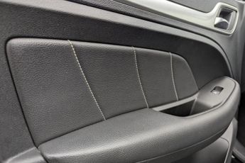 MG MG ZS 44.5kWh Excite SUV 5dr Electric Auto (143 ps)