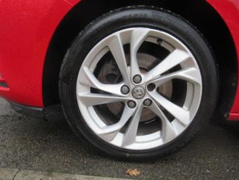 VAUXHALL ASTRA 1.6 CDTi BlueInjection SRi Hatchback 5dr Diesel Auto Euro 6 (136