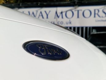 FORD PUMA 1.0T EcoBoost MHEV ST-Line X SUV 5dr Petrol Hybrid DCT Euro 6 (s