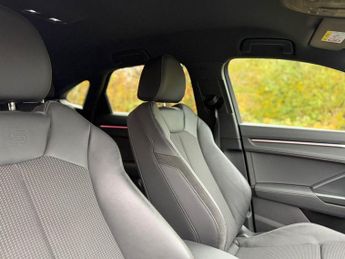 AUDI Q3 1.5 TFSI CoD 35 S line Sportback 5dr Petrol S Tronic Euro 6 (s/s