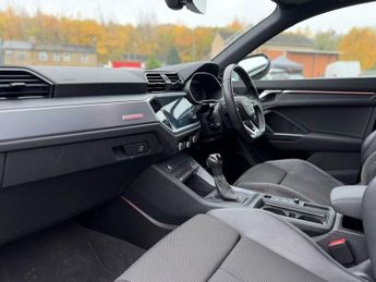 AUDI Q3 1.5 TFSI CoD 35 S line Sportback 5dr Petrol S Tronic Euro 6 (s/s