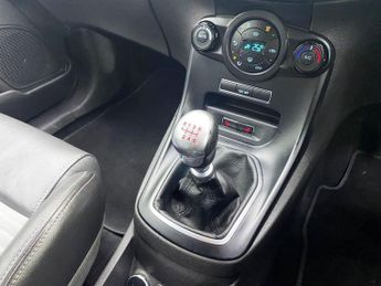 FORD FIESTA 1.6T EcoBoost ST-2 Hatchback 3dr Petrol Manual Euro 5 (182 ps)