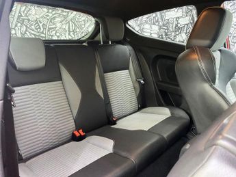 FORD FIESTA 1.6T EcoBoost ST-2 Hatchback 3dr Petrol Manual Euro 5 (182 ps)