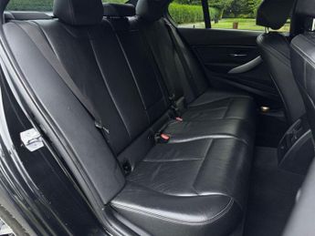 BMW 3 SERIES 2.0 320i M Sport Shadow Edition Saloon 4dr Petrol Auto xDrive Eu