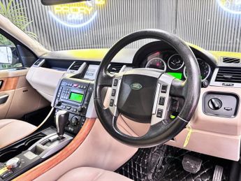 LAND ROVER RANGE ROVER SPORT 3.6 TD V8 HSE Station Wagon 5dr Diesel Automatic (294 g/km, 272 