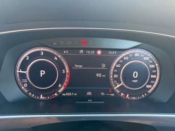 VOLKSWAGEN TIGUAN ALLSPACE 2.0 TDI R-Line SUV 5dr Diesel DSG 4Motion Euro 6 (s/s) (150 ps)