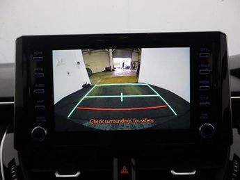 TOYOTA COROLLA 1.8 VVT-h GPF Icon Hatchback 5dr Petrol Hybrid CVT Euro 6 (s/s) 