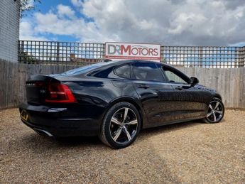 VOLVO S90 2.0h T8 Twin Engine 10.4kWh R-Design Plus Saloon 4dr Petrol Plug