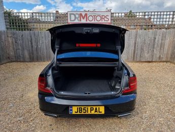 VOLVO S90 2.0h T8 Twin Engine 10.4kWh R-Design Plus Saloon 4dr Petrol Plug