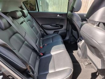 KIA SPORTAGE 1.6 CRDi EcoDynamics+ 4 SUV 5dr Diesel Hybrid DCT Euro 6 (s/s) (