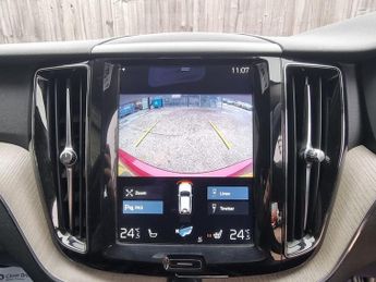 VOLVO XC60 2.0 D4 Inscription SUV 5dr Diesel Auto AWD Euro 6 (s/s) (190 ps)