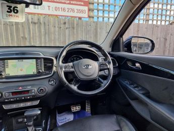 KIA SORENTO 2.2 CRDi KX-3 SUV 5dr Diesel Auto AWD Euro 6 (s/s) (197 bhp)
