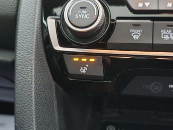 HONDA CIVIC 1.0 VTEC Turbo EX Saloon 4dr Petrol CVT Euro 6 (s/s) (126 ps)