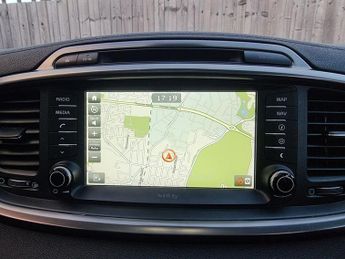 KIA SORENTO 2.2 CRDi KX-3 SUV 5dr Diesel Auto AWD Euro 6 (197 bhp)