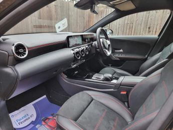 MERCEDES-BENZ A-CLASS 2.0 A200d AMG Line (Executive) Hatchback 5dr Diesel 8G-DCT Euro 