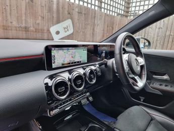 MERCEDES-BENZ A-CLASS 2.0 A200d AMG Line (Executive) Hatchback 5dr Diesel 8G-DCT Euro 