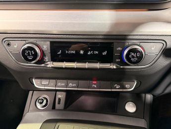 AUDI Q5 3.0 TDI V6 S line SUV 5dr Diesel S Tronic quattro Euro 6 (s/s) (