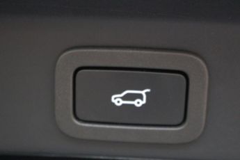 JAGUAR F-PACE 2.0 R-DYNAMIC SE MHEV 5d 202 BHP