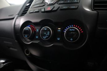 FORD RANGER 3.2 TDCi Wildtrak Pickup Double Cab 4dr Diesel Auto 4WD Euro 5 (