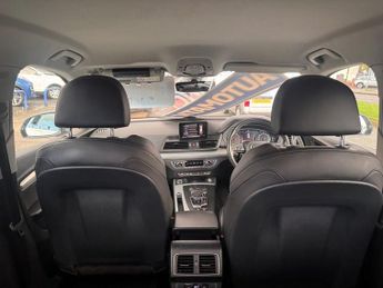 AUDI Q5 2.0 TDI 40 Sport SUV 5dr Diesel S Tronic quattro Euro 6 (s/s) (1