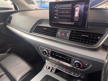 AUDI Q5 2.0 TDI 40 Sport SUV 5dr Diesel S Tronic quattro Euro 6 (s/s) (1