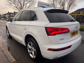 AUDI Q5 2.0 TDI 40 Sport SUV 5dr Diesel S Tronic quattro Euro 6 (s/s) (1