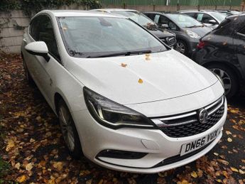 Vauxhall Astra 1.6 CDTi BlueInjection Elite Nav Hatchback 5dr Diesel Manual Eur