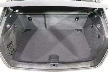 AUDI A3 2.0 TDI S line Hatchback 3dr Diesel S Tronic Auto 6Spd quattro E