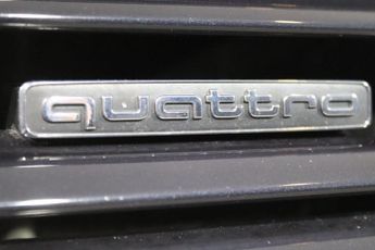 AUDI A3 2.0 TDI S line Hatchback 3dr Diesel S Tronic Auto 6Spd quattro E