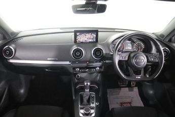 AUDI A3 2.0 TDI S line Hatchback 3dr Diesel S Tronic Auto 6Spd quattro E