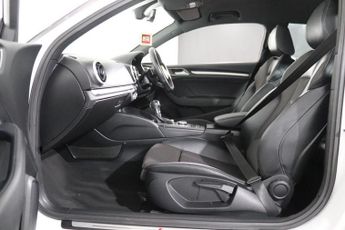 AUDI A3 2.0 TDI S line Hatchback 3dr Diesel S Tronic Auto 6Spd quattro E