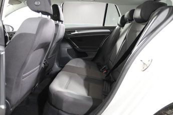 VOLKSWAGEN GOLF 1.4 TSI SE Nav Hatchback 5dr Petrol DSG Euro 6 (s/s) (125 ps)