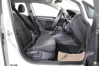 VOLKSWAGEN GOLF 1.4 TSI SE Nav Hatchback 5dr Petrol DSG Euro 6 (s/s) (125 ps)