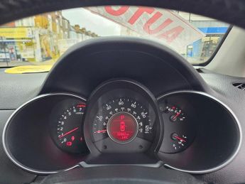 KIA PICANTO AUTOMATIC 1.25 Sport Hatchback 5dr Petrol Auto Euro 6 (84 bhp)